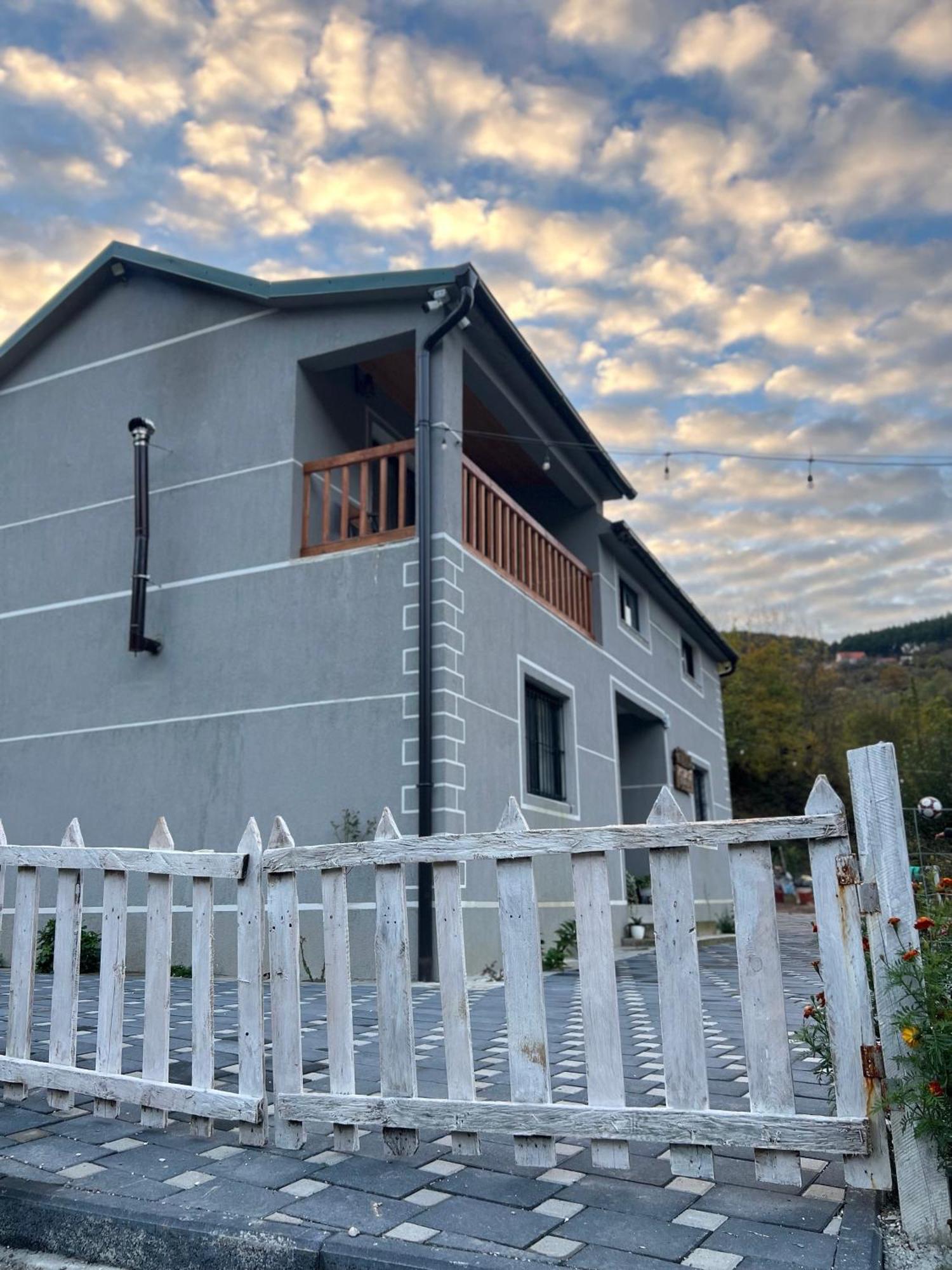 Te Baca Qerim Apartment Lekbibaj Exterior photo